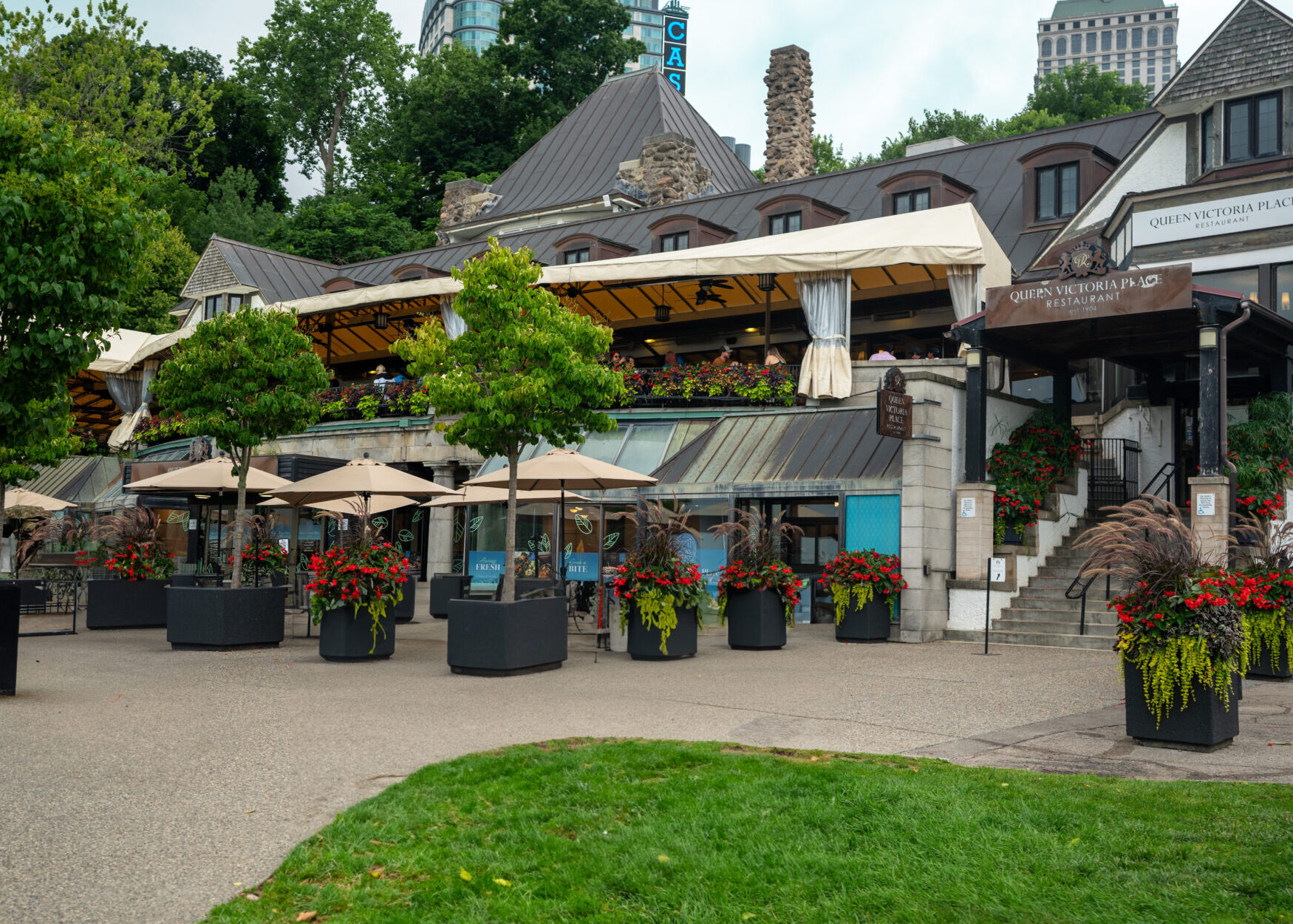 Queen Victoria Place in Bloom
